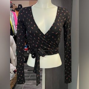 Forever 21 Rose Tie Long Sleeve Crop Top